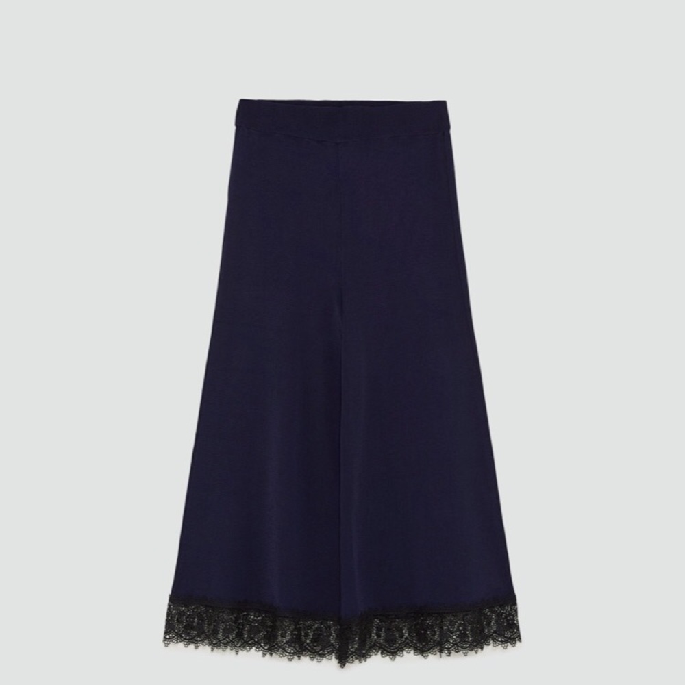 Zara Navy Wide-Leg Cropped Pants with Black Lace Trim